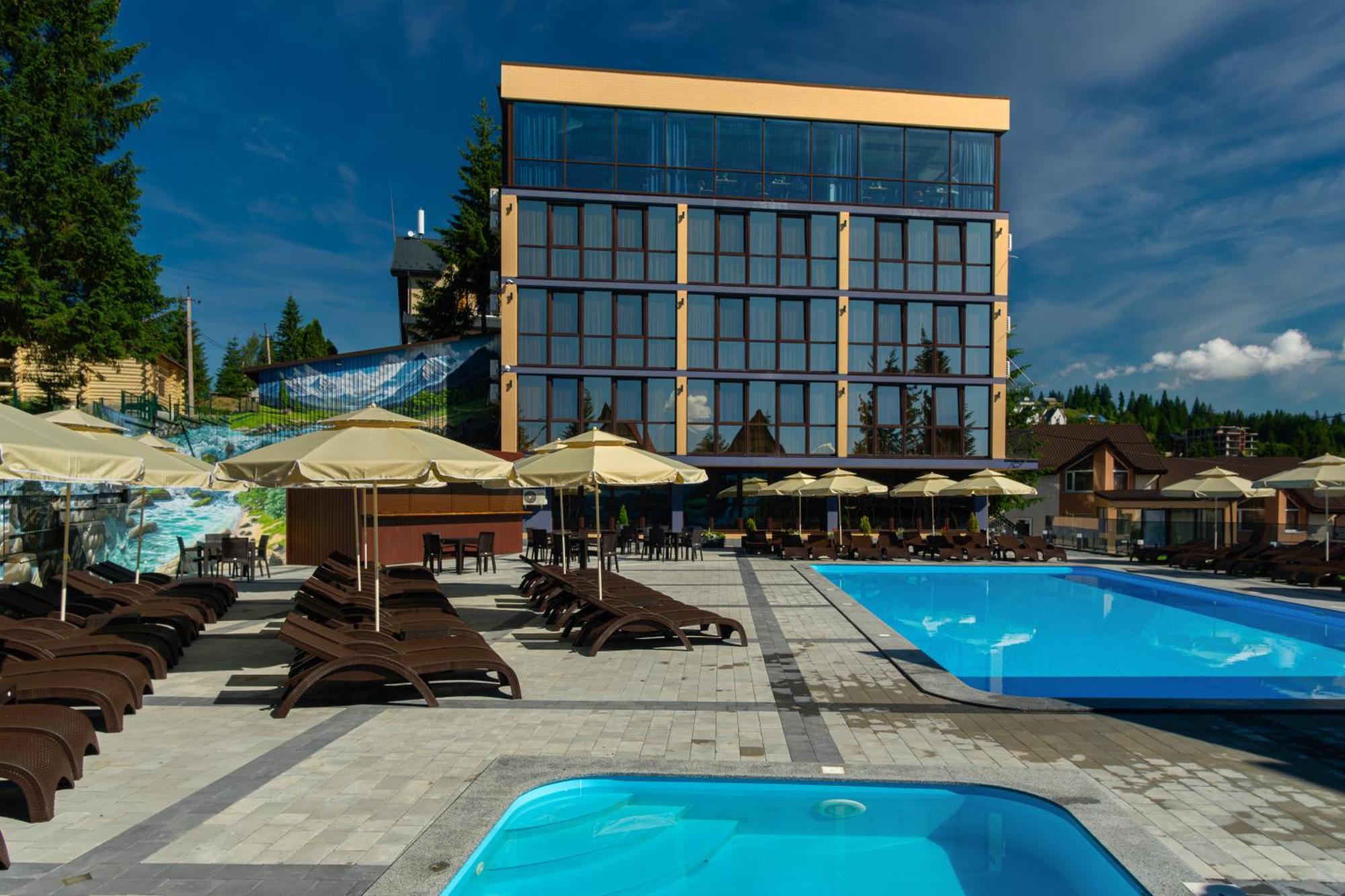 Summit Yablunytsya Exterior foto